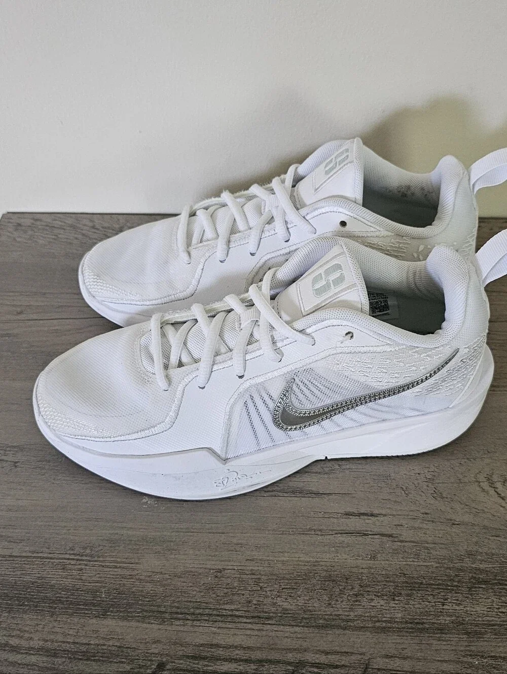 Nike Sabrina 2 White Noise Kids Sneakers Size 4 White Silver Metallic